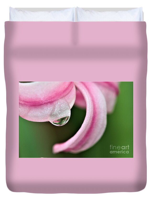 Pink Duvet Cover featuring the photograph Pink Droplet by Tracey Lee Cassin