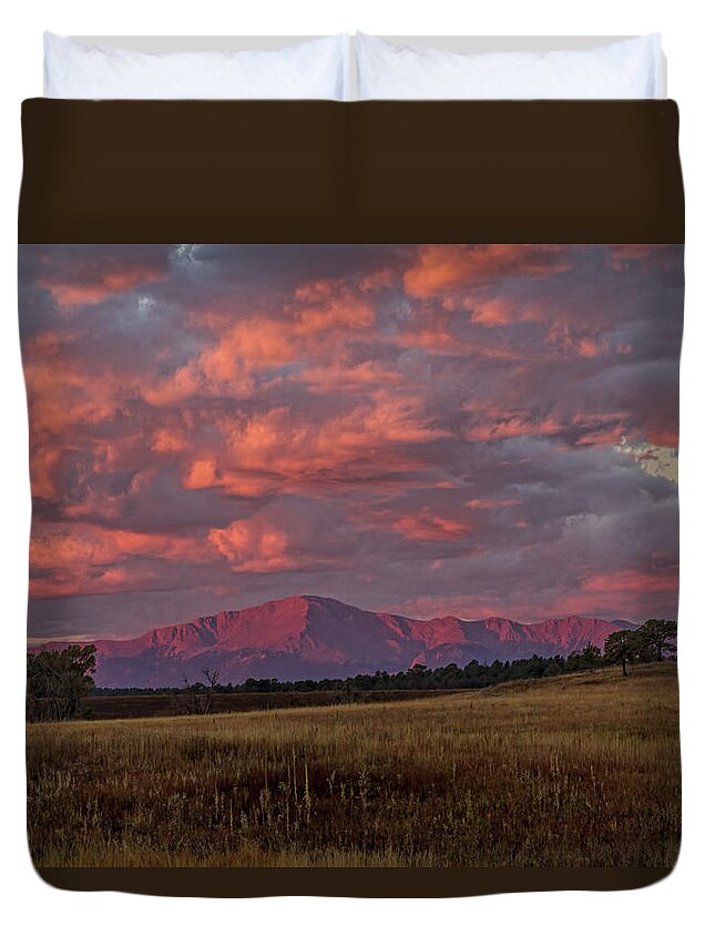 Mountain Duvet Cover featuring the photograph Pink Morning by Alana Thrower