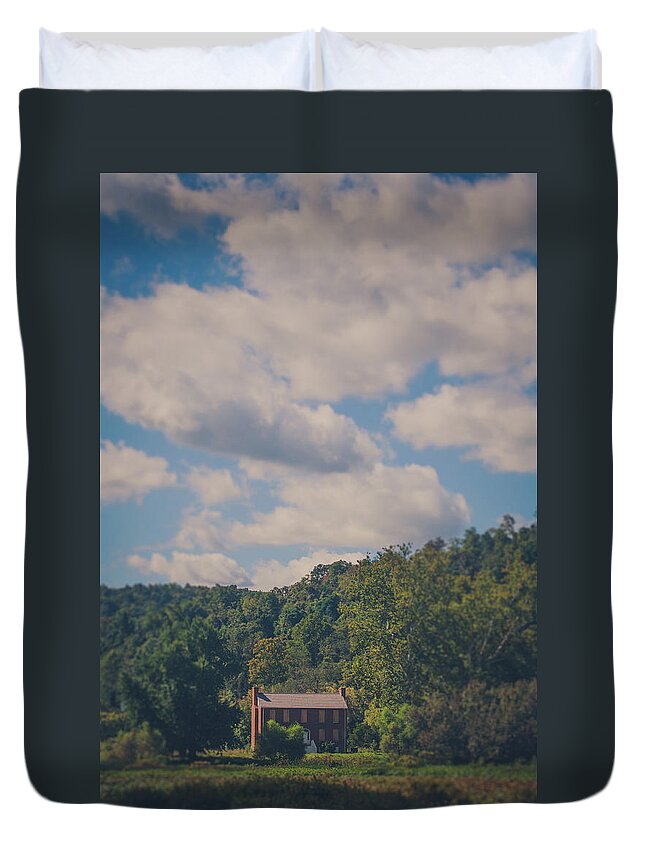 Plantation Duvet Cover featuring the photograph Plantation House by Shane Holsclaw