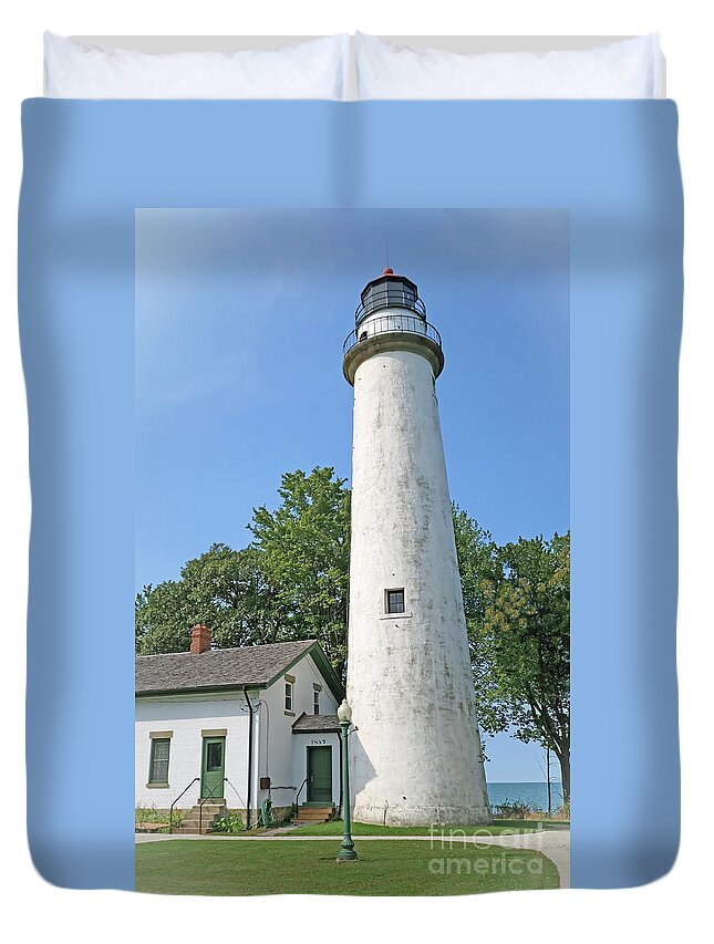 Lighthouse Duvet Cover featuring the photograph Pointe aux Barques Lighthouse by Ann Horn