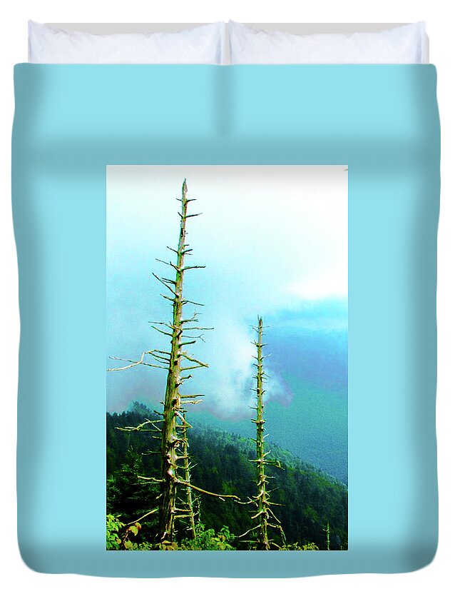Smokey Mountains Duvet Cover featuring the photograph Pokey Mountain Pines by Rod Whyte