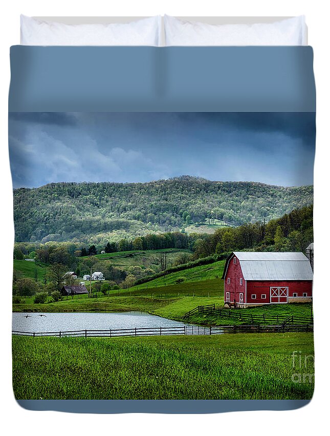Pasture Field Duvet Cover featuring the photograph Pond and Barn by Thomas R Fletcher