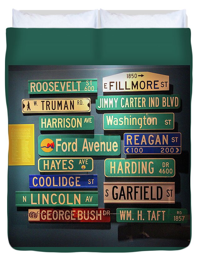 Streets Signs Duvet Cover featuring the photograph Presidential Street Signs by Aashish Vaidya