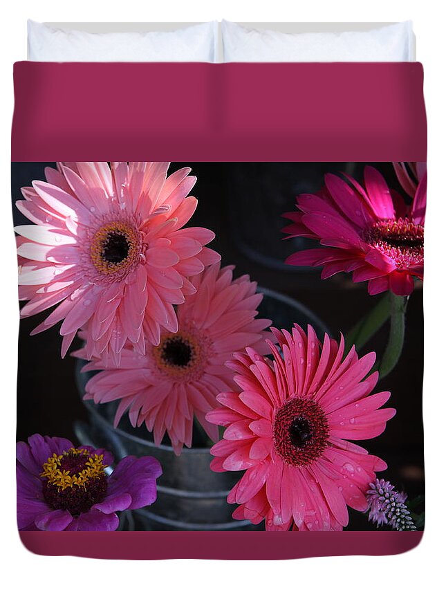 Pink Flowers Duvet Cover featuring the photograph Pretty In Pink by Karen Ruhl