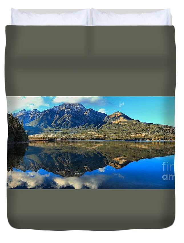 Pyramid Lake Duvet Cover featuring the photograph Pyramid Mountain Panorama by Adam Jewell