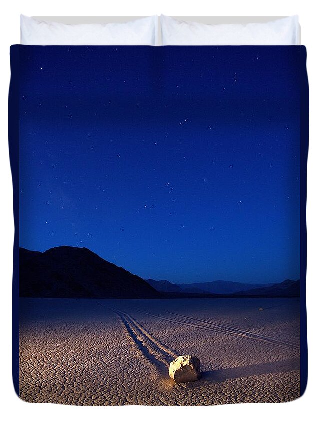 Death Valley Duvet Cover featuring the photograph Racing Before Sunrise by David Andersen