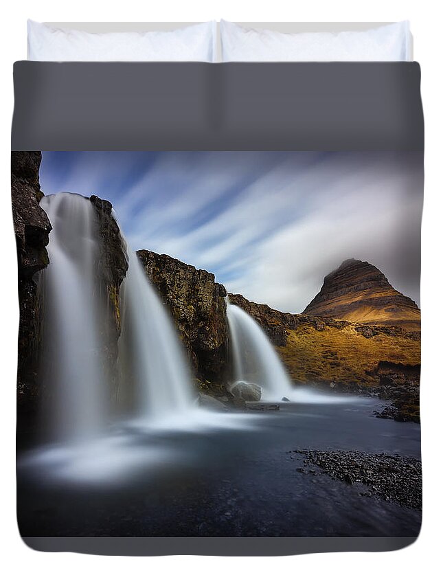 Iceland Duvet Cover featuring the photograph Radiance by Dominique Dubied