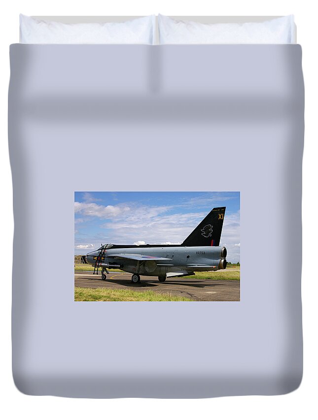 Xr753 Duvet Cover featuring the photograph RAF English Electric Lightning F6 by Tim Beach