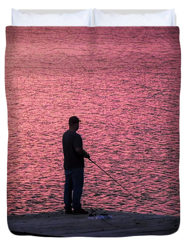 Red Sky Fishing Duvet Cover featuring the photograph Red Sky Fishing by Pat Cook