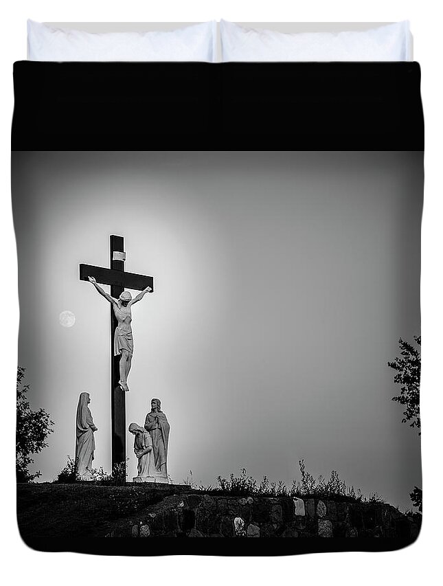 The Cross Duvet Cover featuring the photograph Remembering... by The Flying Photographer