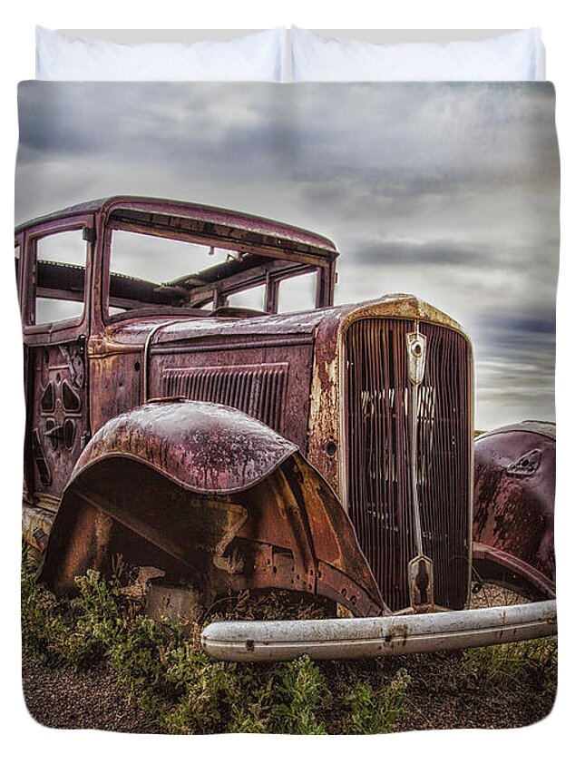 Fine Art Photography Duvet Cover featuring the photograph Remembering U.S. Route 66 ... by Chuck Caramella