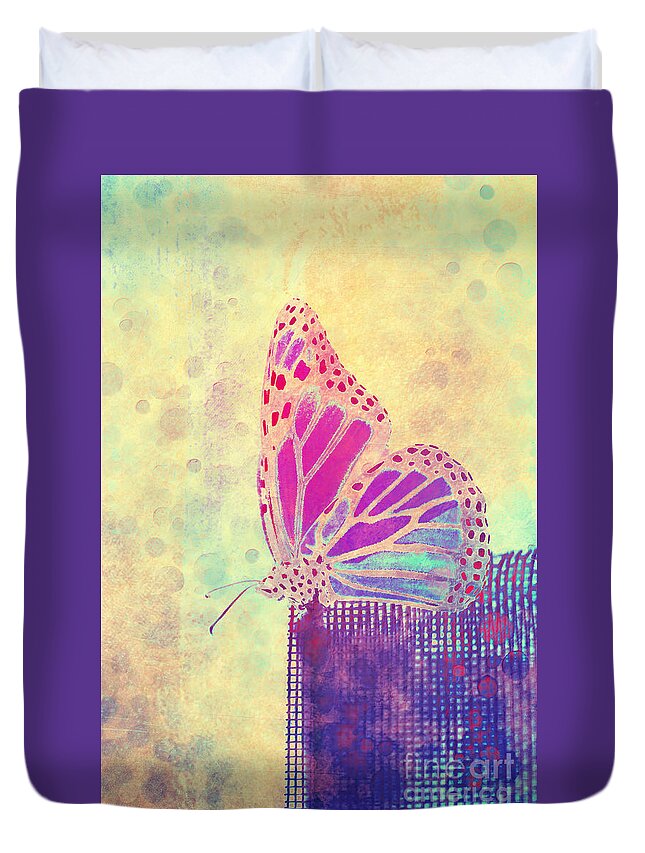 Butterfly Duvet Cover featuring the photograph Reve de Papillon - a1108 by Variance Collections
