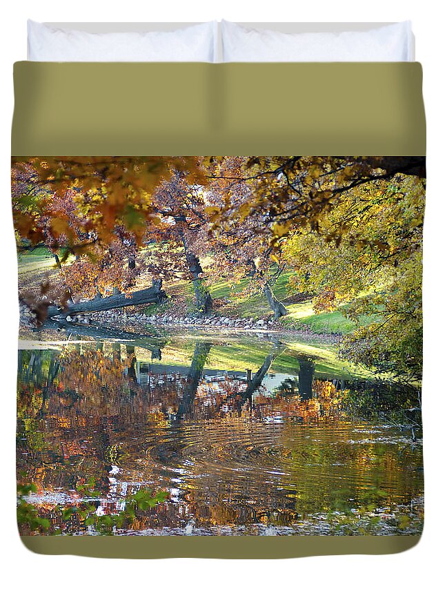 Autumn Duvet Cover featuring the photograph Ripples in an Autumn Lake by Lynn Hansen