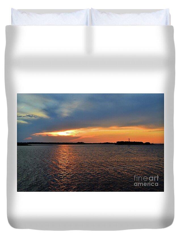 River Road Park Duvet Cover featuring the photograph River Road Park Sunset by Amy Lucid