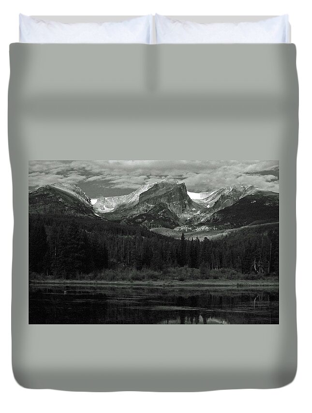 Rocky Mountain National Park Duvet Cover featuring the photograph RMNP - Infrared 05 by Pamela Critchlow