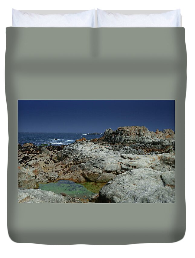 Beach Duvet Cover featuring the photograph Rocky Beach by Renee Hardison