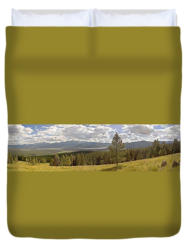 Mountains Duvet Cover featuring the photograph Rocky Mountain Panorama by Peter J Sucy