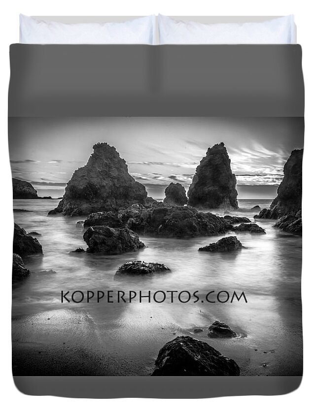 Beach Duvet Cover featuring the photograph Rodeo Beach by Janet Kopper