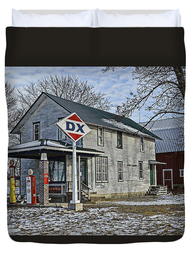  Duvet Cover featuring the photograph Roseville Store 2 by Bonfire Photography