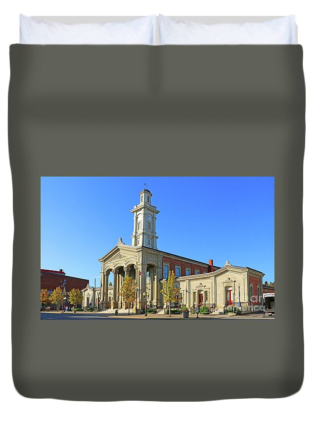 Ross County Courthouse Duvet Cover featuring the photograph Ross County Courthouse in Chillicothe Ohio 5701 by Jack Schultz
