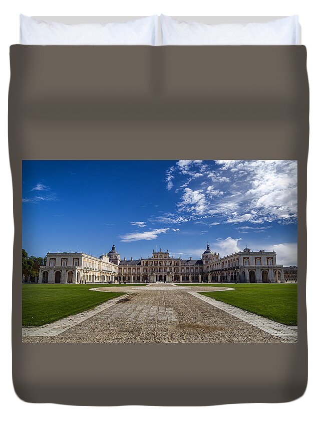 Royal Duvet Cover featuring the photograph Royal Palace of Aranjuez by Pablo Lopez