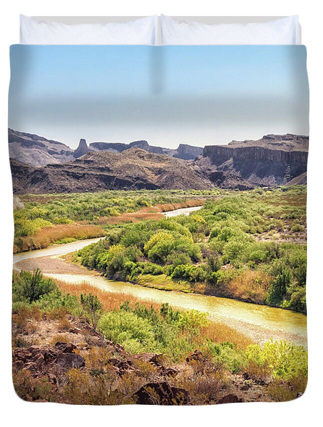 Big Bend Ranch State Park Duvet Cover featuring the photograph Rugged Beauty Without Borders by Sylvia J Zarco