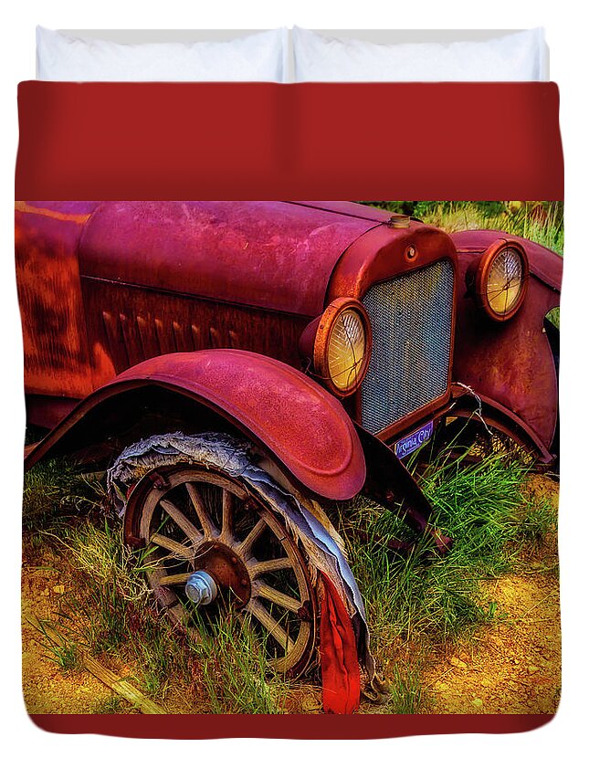 Rusty Duvet Cover featuring the photograph Rusting Away by Garry Gay