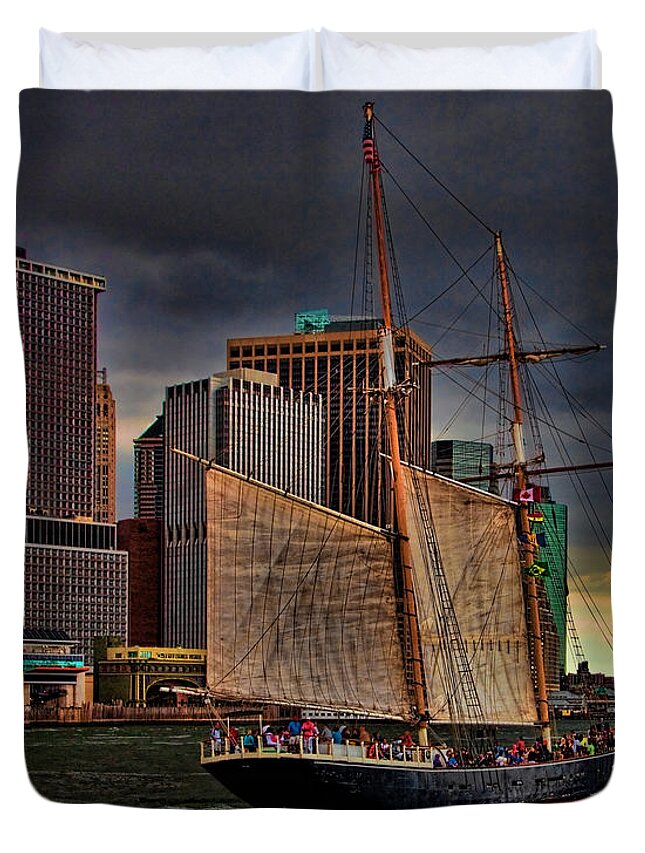 New York Duvet Cover featuring the photograph Sailing On The East River by Chris Lord
