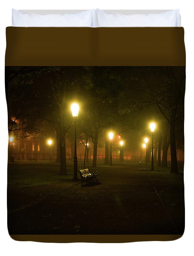 Salem Ma Duvet Cover featuring the photograph Salem at night by Jeff Folger