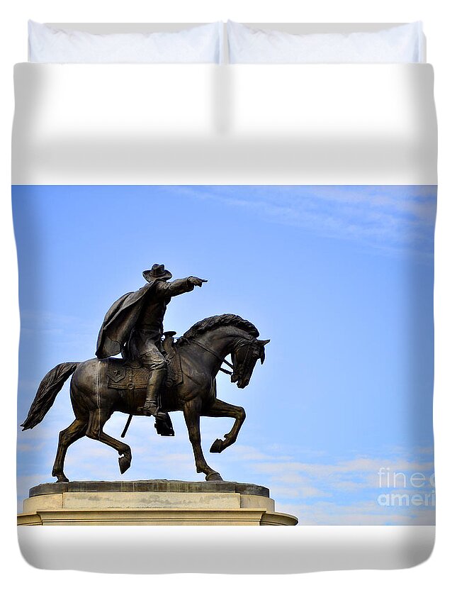 Sam Houston Duvet Cover featuring the photograph Sam Houston by Andrew Dinh