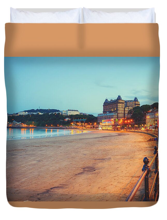 Scarborough Duvet Cover featuring the photograph Scarborough Seaside by Ray Devlin