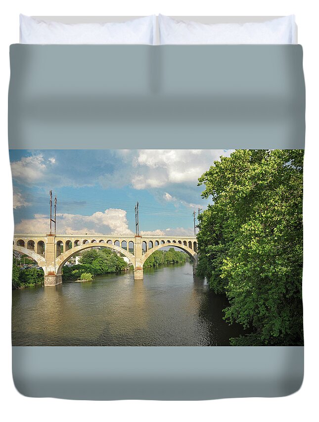 Schuylkill Duvet Cover featuring the photograph Schuylkill River at the Manayunk Bridge - Philadelphia by Bill Cannon