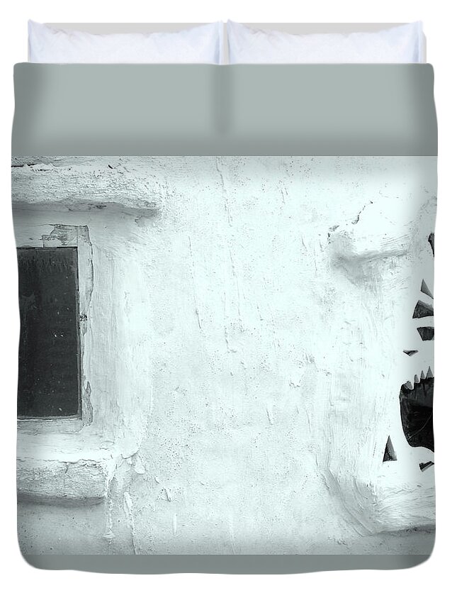 Jezcself Duvet Cover featuring the photograph Scream Wall by Jez C Self
