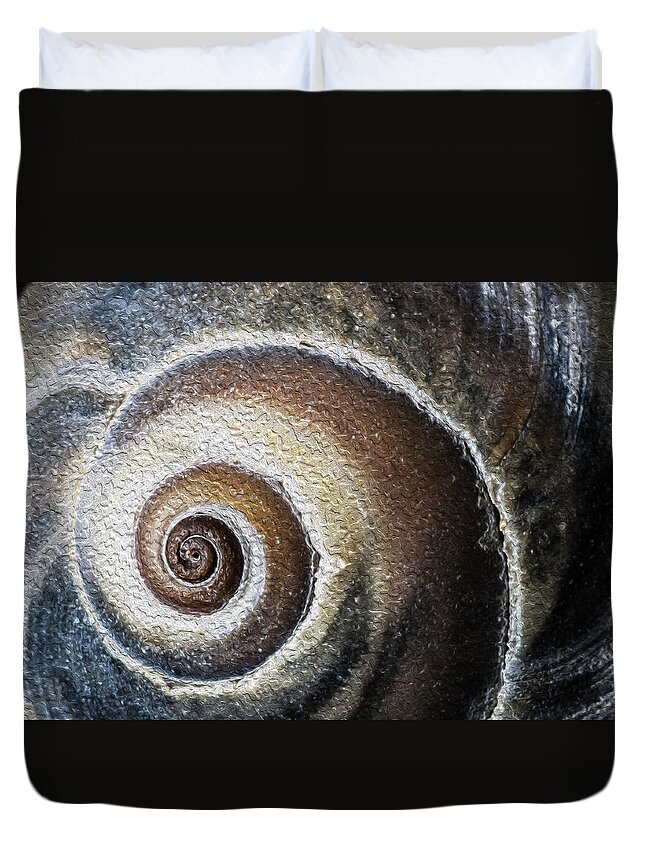 Sea Duvet Cover featuring the photograph Sea Shell Rendered as Oil by Paul Ross