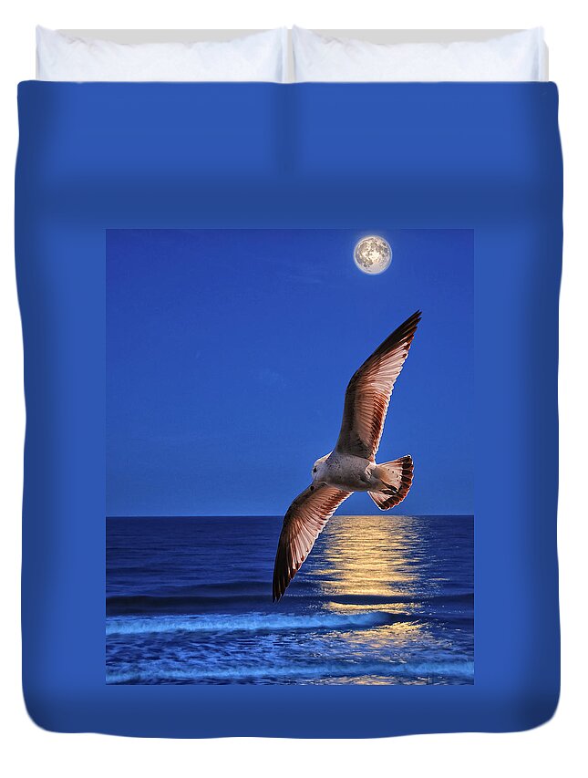 Seagull Duvet Cover featuring the photograph Seagull in the moonlight by Peg Runyan