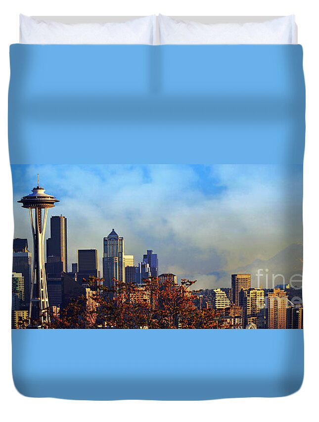 Seattle Duvet Cover featuring the photograph Seattle skyline by Frank Larkin