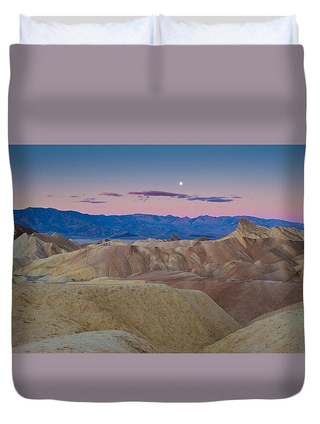 Zabriskie Point Full Moon Death Valley California Landscape Dawn Morning Moonset Moon Setting Panamint Mountains Mountain Range Usa America American National Park Parks Colorful Colors Landscapes Duvet Cover featuring the photograph Setting Moon Zabriskie Point Death Valley by Duncan Selby