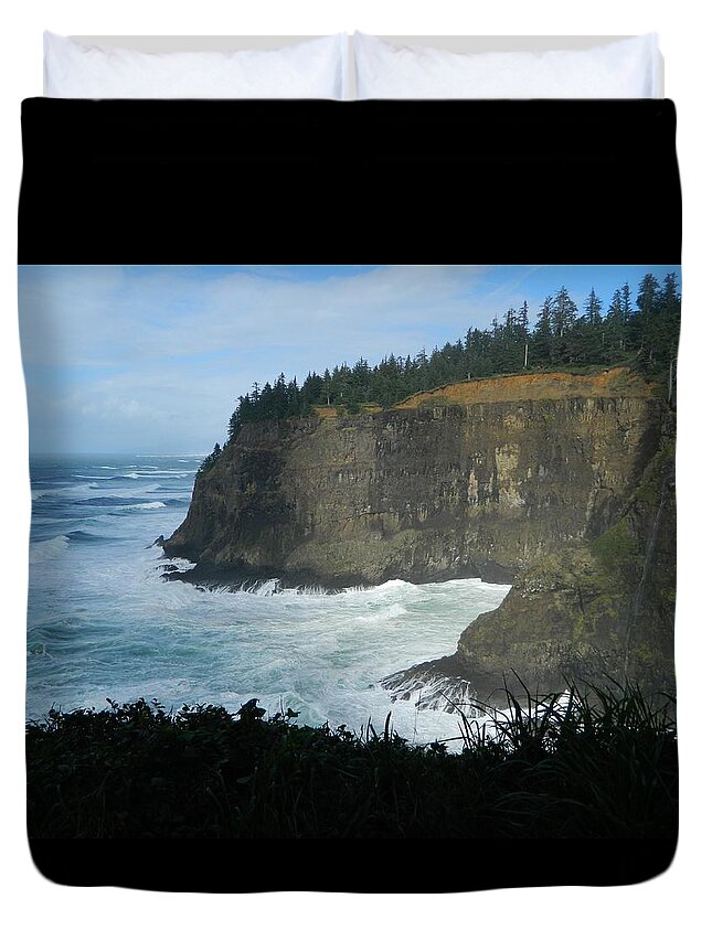 Oregon Duvet Cover featuring the photograph Shadows by Gallery Of Hope 