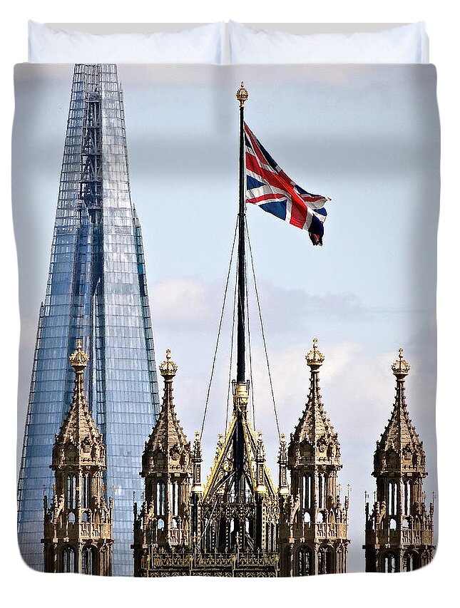 Shard Duvet Cover featuring the photograph Shard And Crown by Ira Shander