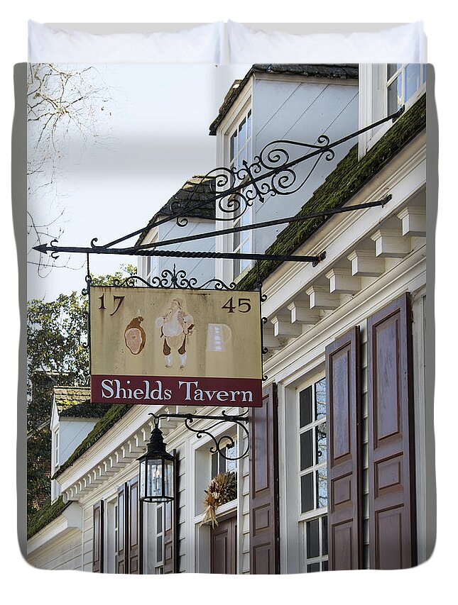 2015 Duvet Cover featuring the photograph Shields Tavern Sign by Teresa Mucha