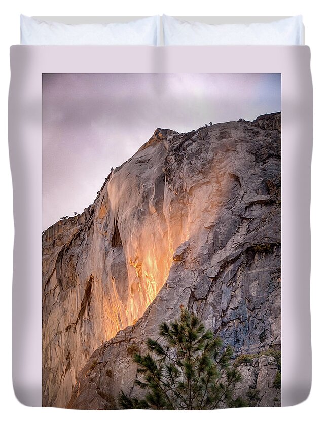 2017conniecooper-edwards Duvet Cover featuring the photograph Shiny Horsetail Falls by Connie Cooper-Edwards