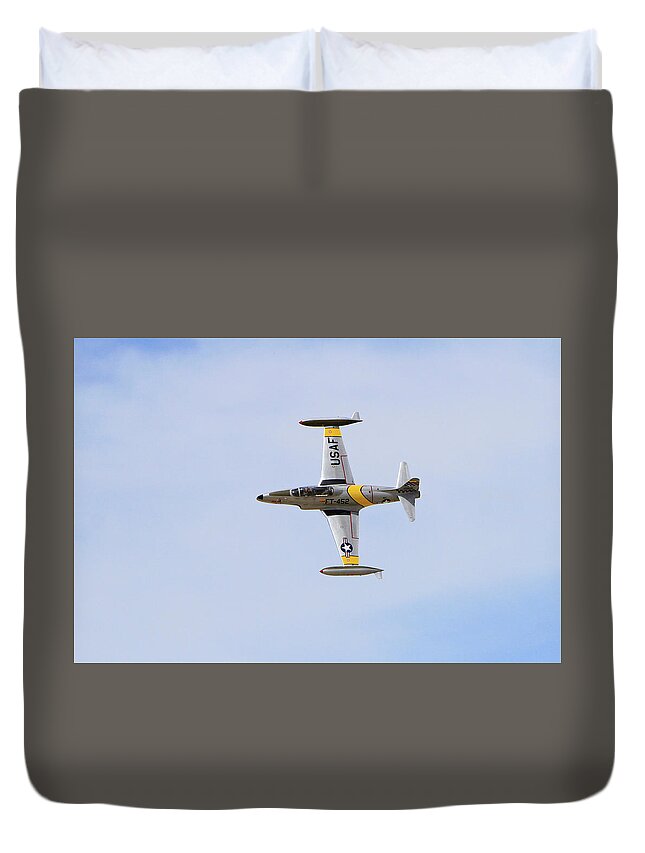 T-33 Duvet Cover featuring the photograph Shooting Star by Shoal Hollingsworth