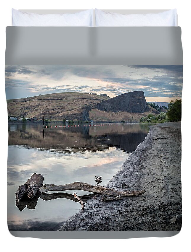 Lewiston Idaho Clarkston Washington Id Wa Lewis Clark Lc Valley Drift Wood Snake River Beach Rock Hell's Canyon National Park Shoreline Water Clouds Swallows Nest Sand Still Duvet Cover featuring the photograph Shoreline View of the Rock by Brad Stinson