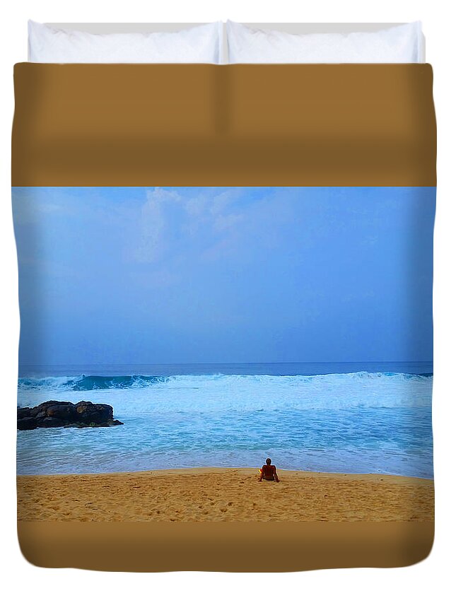 Oahu Duvet Cover featuring the photograph Shores of Oahu by Michael Rucker