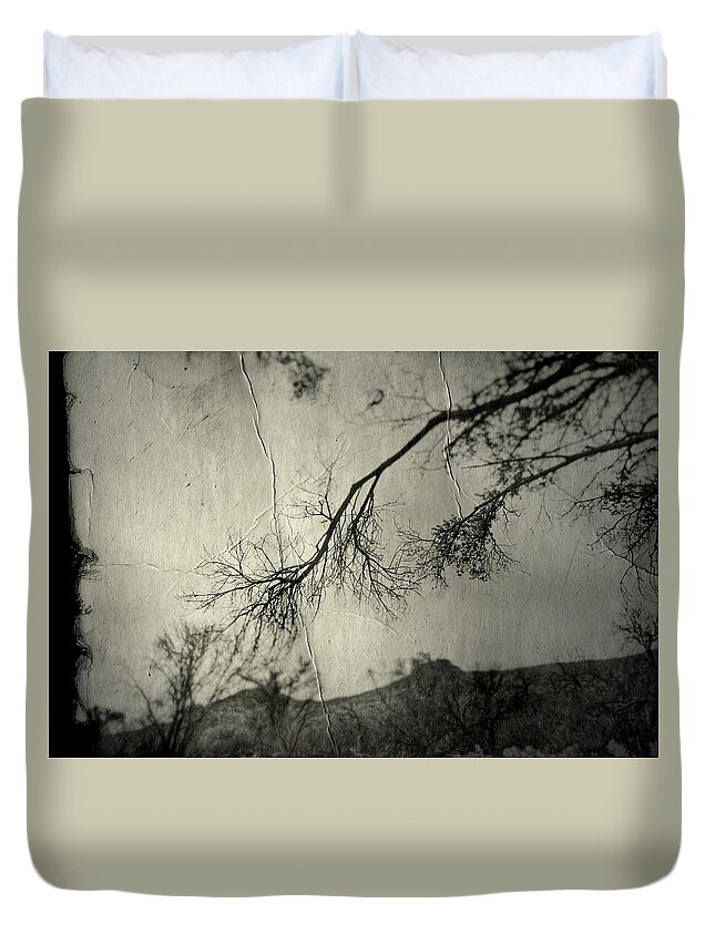  Duvet Cover featuring the photograph Show Me by Mark Ross