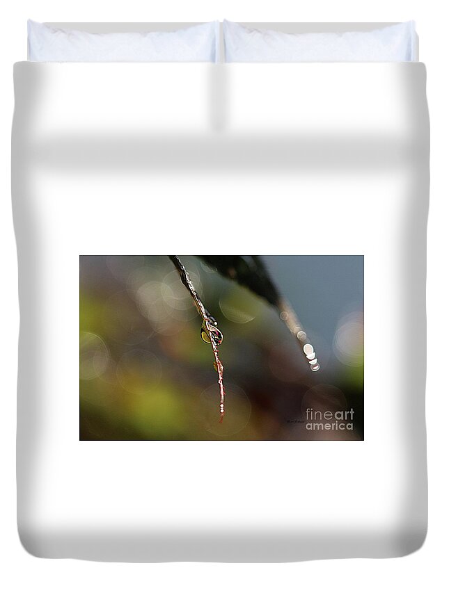 Droplets Duvet Cover featuring the photograph Simple droplet by Yumi Johnson