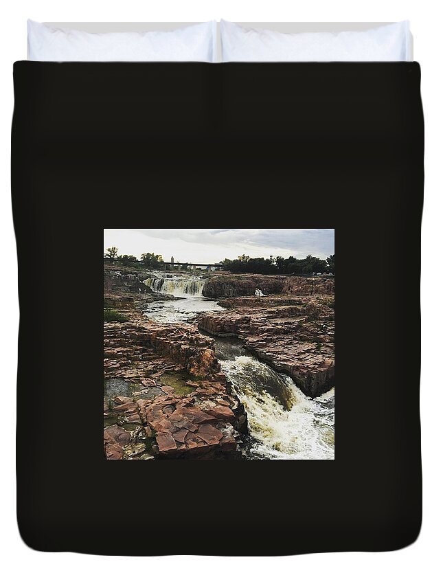 Sioux Falls Duvet Cover featuring the photograph Sioux Falls, Sd by Em Berens