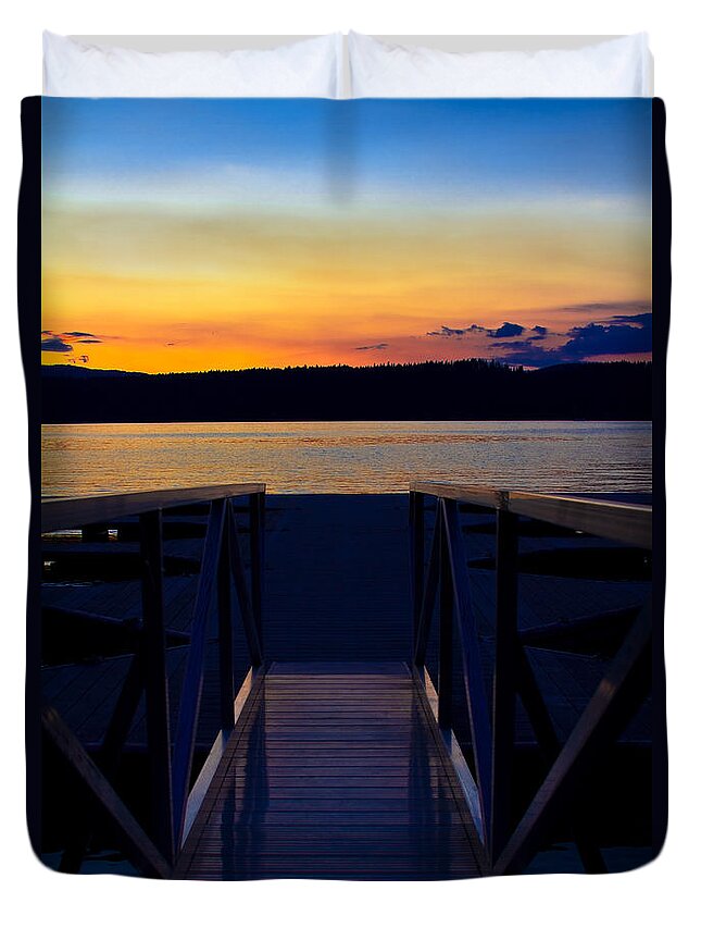 Dock Duvet Cover featuring the photograph Sitting On The Dock Of A Bay by Joseph Noonan