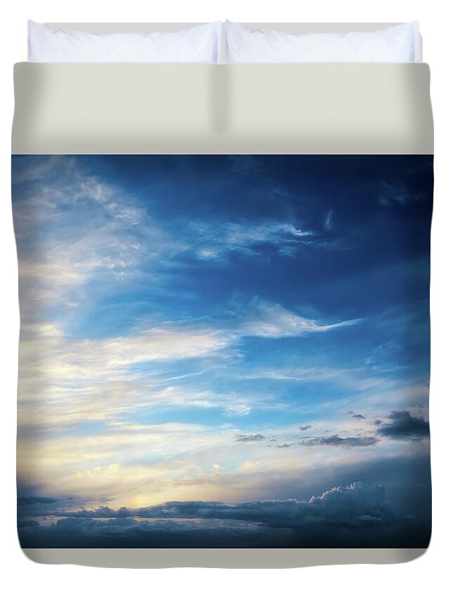 Jennifer Rondinelli Reilly Duvet Cover featuring the photograph Sky at Airport Mesa - Sedona by Jennifer Rondinelli Reilly - Fine Art Photography