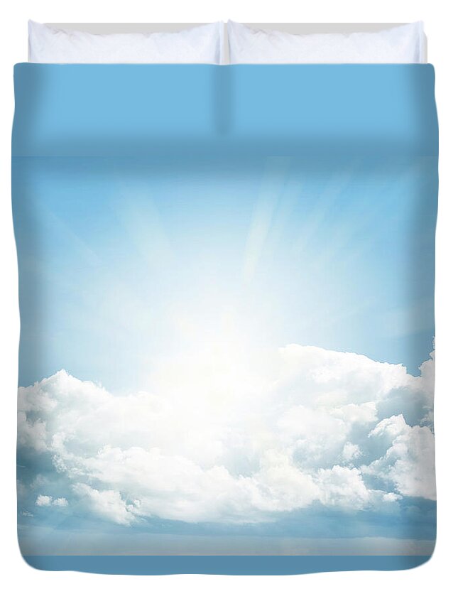 Heavens Duvet Cover featuring the photograph Sky light 1 by Les Cunliffe